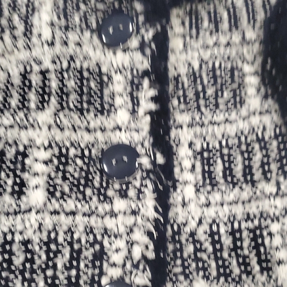 St. John Monochrome Tweed Blazer - Picture 11 of 14